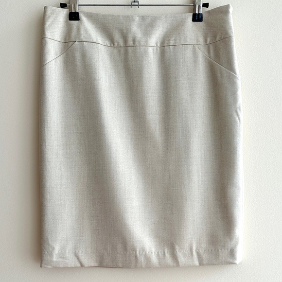 Amanda & Chelsea Pencil Skirt, Contemporary Fit Stretch Skirt, Stone, Size 4 NWT - Picture 2 of 16